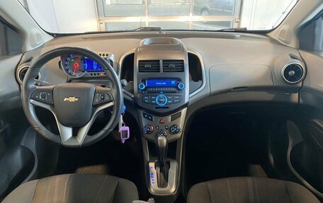 Chevrolet Aveo III, 2013 год, 870 000 рублей, 9 фотография