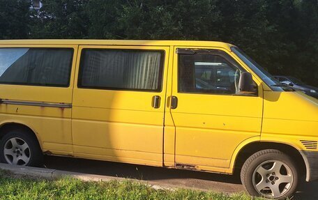 Volkswagen Transporter T4, 2001 год, 750 000 рублей, 2 фотография