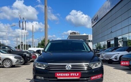 Volkswagen Passat B8 рестайлинг, 2018 год, 1 849 000 рублей, 2 фотография