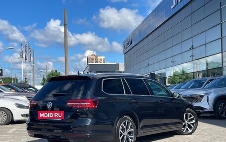 Volkswagen Passat B8 рестайлинг, 2018 год, 1 849 000 рублей, 6 фотография