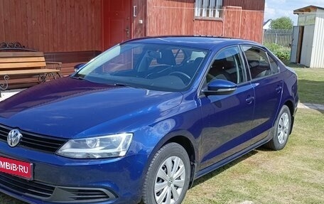 Volkswagen Jetta VI, 2014 год, 1 300 000 рублей, 1 фотография