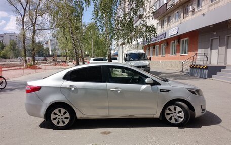 KIA Rio III рестайлинг, 2014 год, 650 000 рублей, 2 фотография