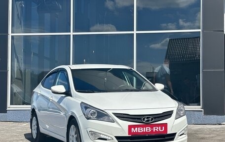 Hyundai Solaris II рестайлинг, 2016 год, 1 080 000 рублей, 2 фотография