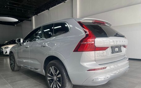 Volvo XC60 II, 2023 год, 6 000 000 рублей, 4 фотография