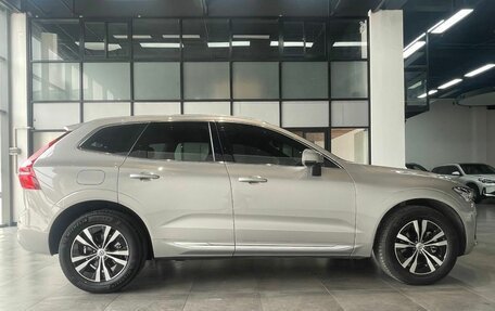 Volvo XC60 II, 2023 год, 6 000 000 рублей, 8 фотография