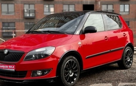 Skoda Fabia II, 2013 год, 900 000 рублей, 1 фотография