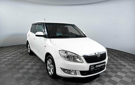 Skoda Fabia II, 2012 год, 555 000 рублей, 3 фотография