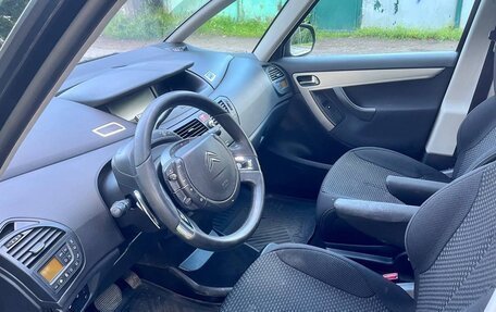 Citroen C4 Picasso II рестайлинг, 2010 год, 650 000 рублей, 8 фотография