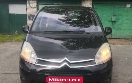 Citroen C4 Picasso II рестайлинг, 2010 год, 650 000 рублей, 3 фотография