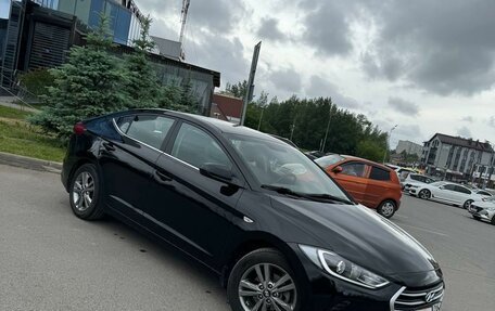 Hyundai Elantra VI рестайлинг, 2017 год, 1 350 000 рублей, 2 фотография