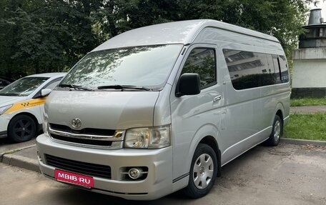 Toyota HiAce H200, 2008 год, 2 100 000 рублей, 1 фотография