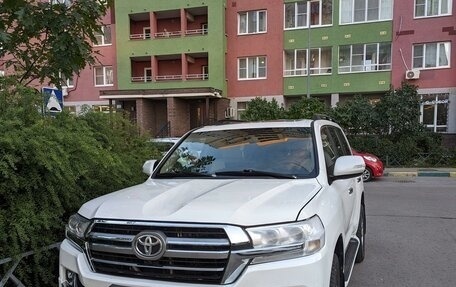 Toyota Land Cruiser 200, 2011 год, 3 980 000 рублей, 2 фотография