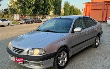 Toyota Avensis III рестайлинг, 2000 год, 199 000 рублей, 2 фотография