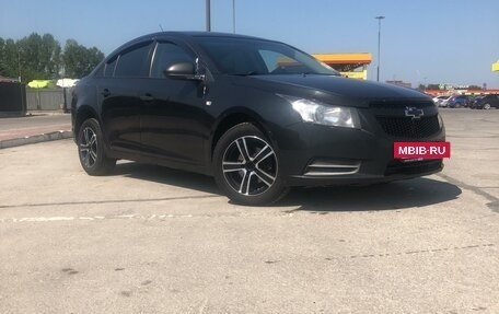 Chevrolet Cruze II, 2012 год, 630 000 рублей, 3 фотография