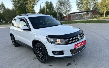 Volkswagen Tiguan I, 2015 год, 1 570 000 рублей, 2 фотография