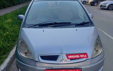 Mitsubishi Colt VI рестайлинг, 2003 год, 336 000 рублей, 5 фотография