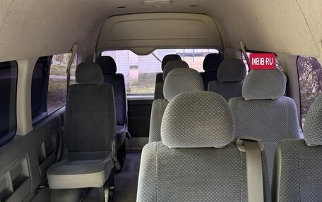 Toyota HiAce H200, 2008 год, 2 100 000 рублей, 10 фотография