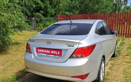 Hyundai Solaris II рестайлинг, 2015 год, 1 150 000 рублей, 3 фотография