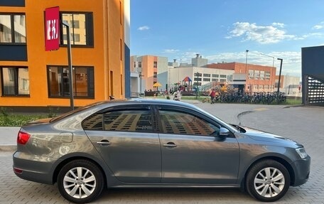 Volkswagen Jetta VI, 2011 год, 1 000 060 рублей, 6 фотография