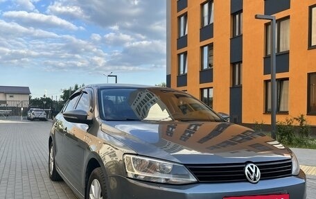 Volkswagen Jetta VI, 2011 год, 1 000 060 рублей, 7 фотография