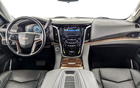 Cadillac Escalade IV, 2019 год, 6 940 000 рублей, 14 фотография