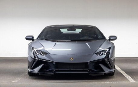 Lamborghini Huracán, 2024 год, 45 162 984 рублей, 2 фотография