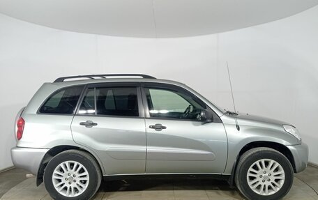 Toyota RAV4, 2004 год, 940 000 рублей, 4 фотография