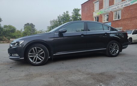 Volkswagen Passat B8 рестайлинг, 2017 год, 1 700 000 рублей, 8 фотография