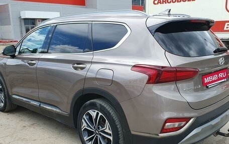 Hyundai Santa Fe IV, 2019 год, 3 701 000 рублей, 2 фотография