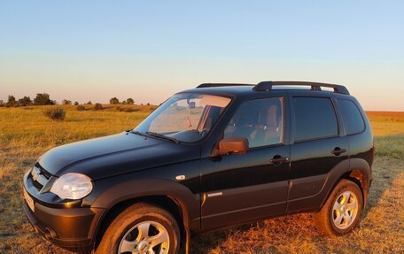 Chevrolet Niva I рестайлинг, 2014 год, 565 000 рублей, 4 фотография