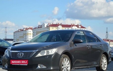 Toyota Camry, 2013 год, 1 720 000 рублей, 2 фотография