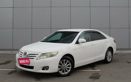 Toyota Camry, 2010 год, 1 350 000 рублей, 1 фотография