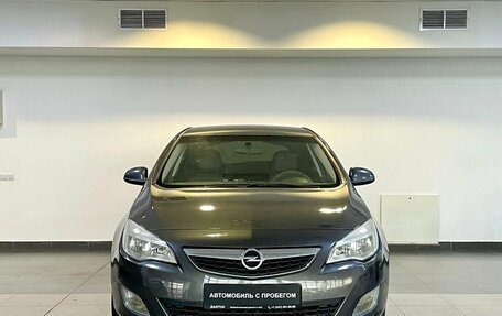 Opel Astra J, 2011 год, 670 000 рублей, 2 фотография