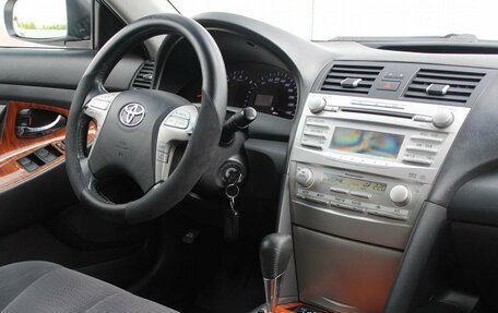 Toyota Camry, 2010 год, 1 350 000 рублей, 17 фотография