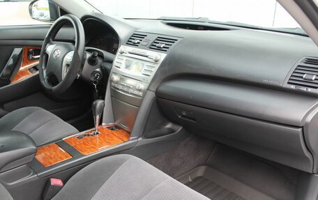 Toyota Camry, 2010 год, 1 350 000 рублей, 19 фотография