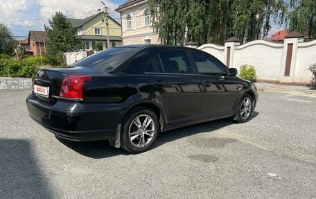 Toyota Avensis III рестайлинг, 2005 год, 850 000 рублей, 5 фотография