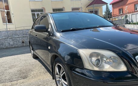 Toyota Avensis III рестайлинг, 2005 год, 850 000 рублей, 11 фотография