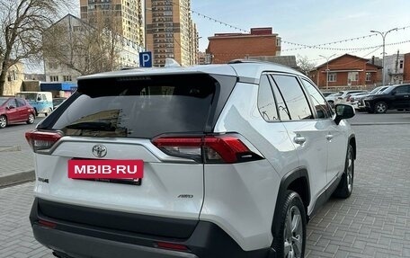 Toyota RAV4, 2020 год, 3 400 000 рублей, 3 фотография