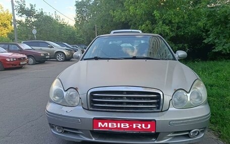 Hyundai Sonata IV рестайлинг, 2002 год, 315 000 рублей, 1 фотография