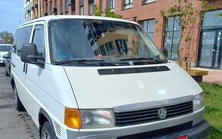 Volkswagen Transporter T4, 2001 год, 680 000 рублей, 2 фотография