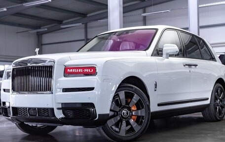 Rolls-Royce Cullinan, 2024 год, 55 982 976 рублей, 2 фотография