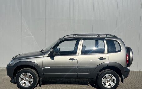 Chevrolet Niva I рестайлинг, 2011 год, 550 000 рублей, 4 фотография