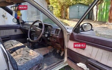 Toyota Corolla, 1985 год, 120 000 рублей, 4 фотография