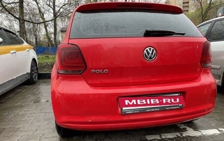 Volkswagen Polo VI (EU Market), 2010 год, 410 000 рублей, 2 фотография