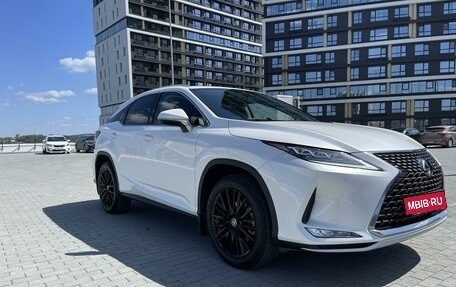 Lexus RX IV рестайлинг, 2021 год, 6 500 000 рублей, 3 фотография