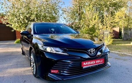 Toyota Camry, 2018 год, 3 470 000 рублей, 4 фотография