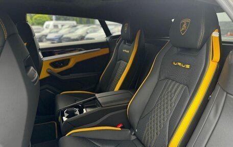 Lamborghini Urus I, 2024 год, 45 233 008 рублей, 23 фотография