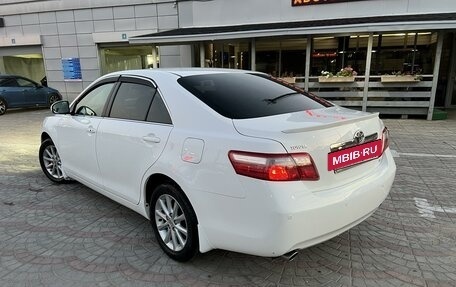 Toyota Camry, 2011 год, 1 850 000 рублей, 6 фотография