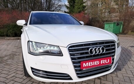 Audi A8, 2011 год, 2 750 000 рублей, 10 фотография