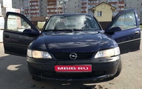 Opel Vectra B рестайлинг, 1998 год, 170 000 рублей, 1 фотография